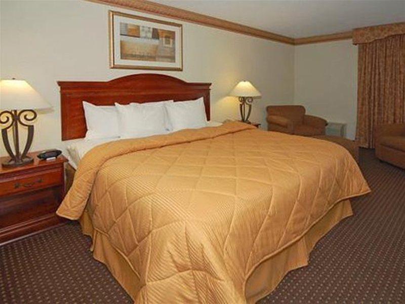 Comfort Inn Sandy Springs - Perimeter Номер фото